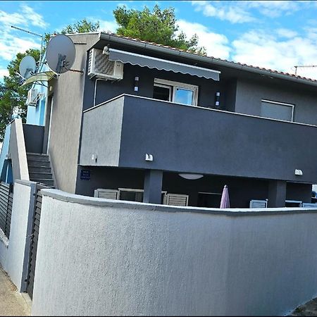 Apartman Karla Jadrija Exterior photo