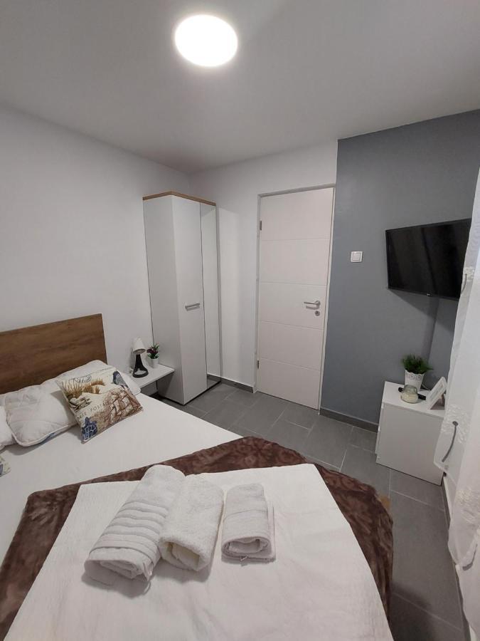 Apartman Karla Jadrija Exterior photo