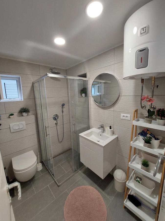 Apartman Karla Jadrija Exterior photo